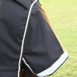 Highlander Plus 200 Turnout Rug